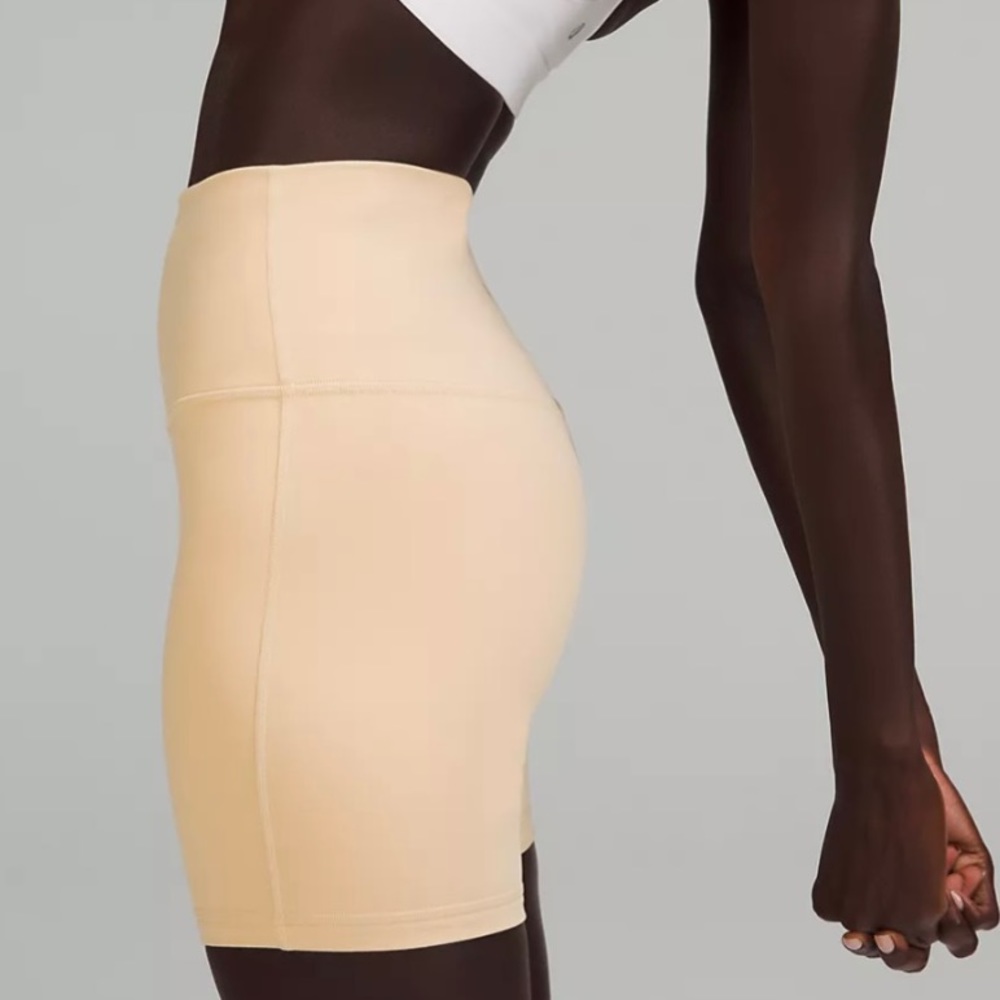 Lululemon Align HR Short 6” in Prosecco NWT